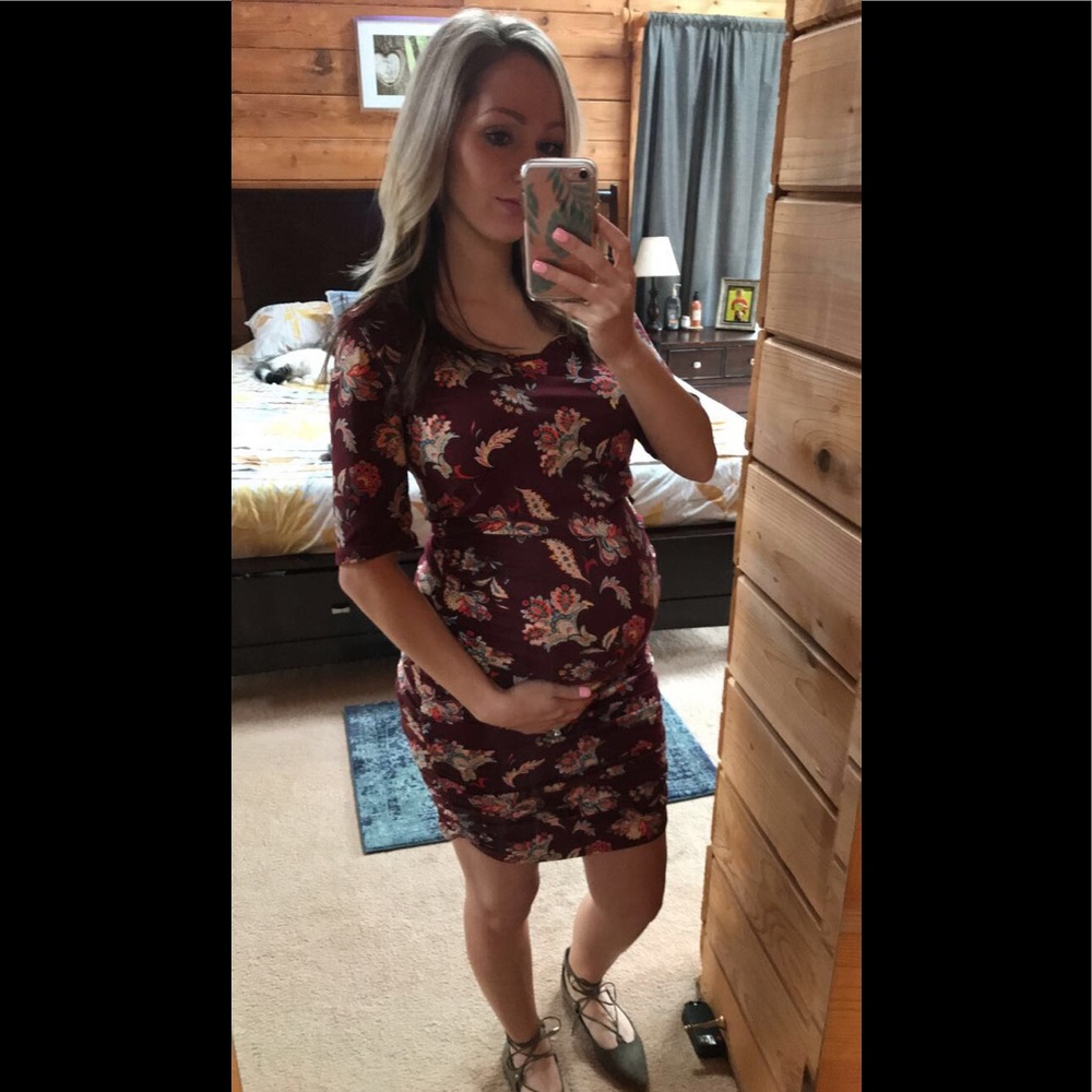 Stretchy maternity dress